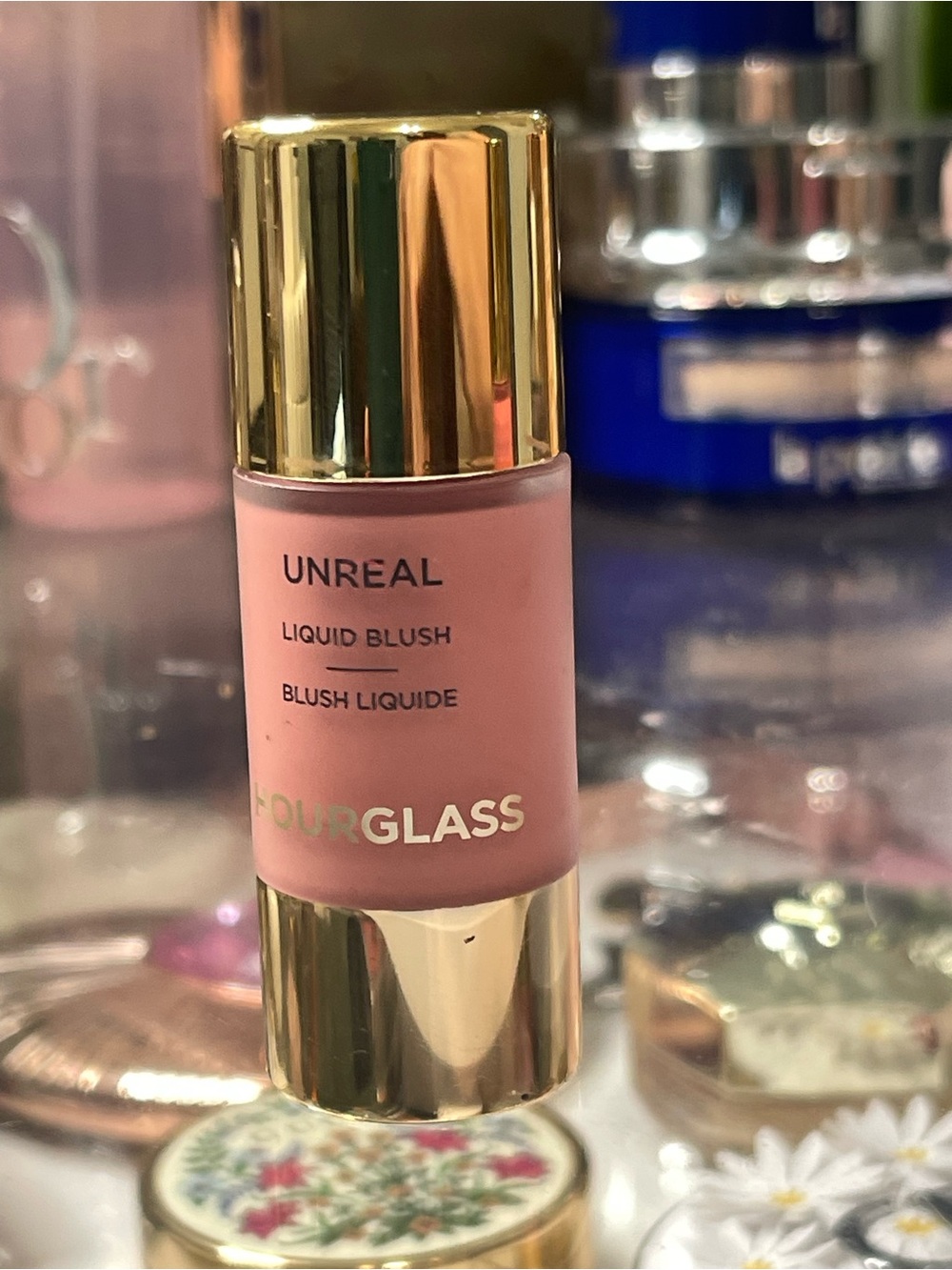 Hourglass unreal liquid blush in shade scene (warm nude peach)